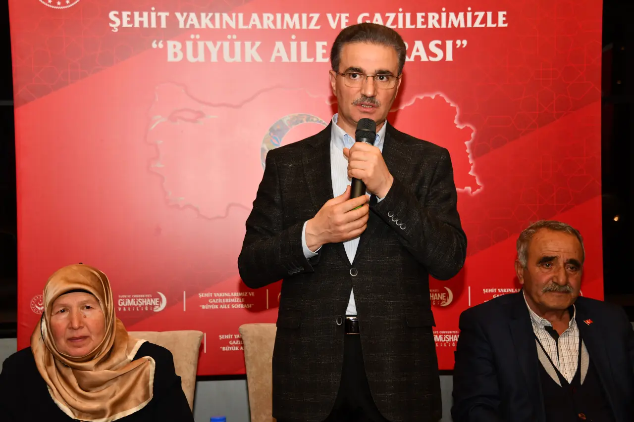 Gümüşhane’de duygulandıran iftar: “Sizler bizim öz ailemizsiniz!” 7