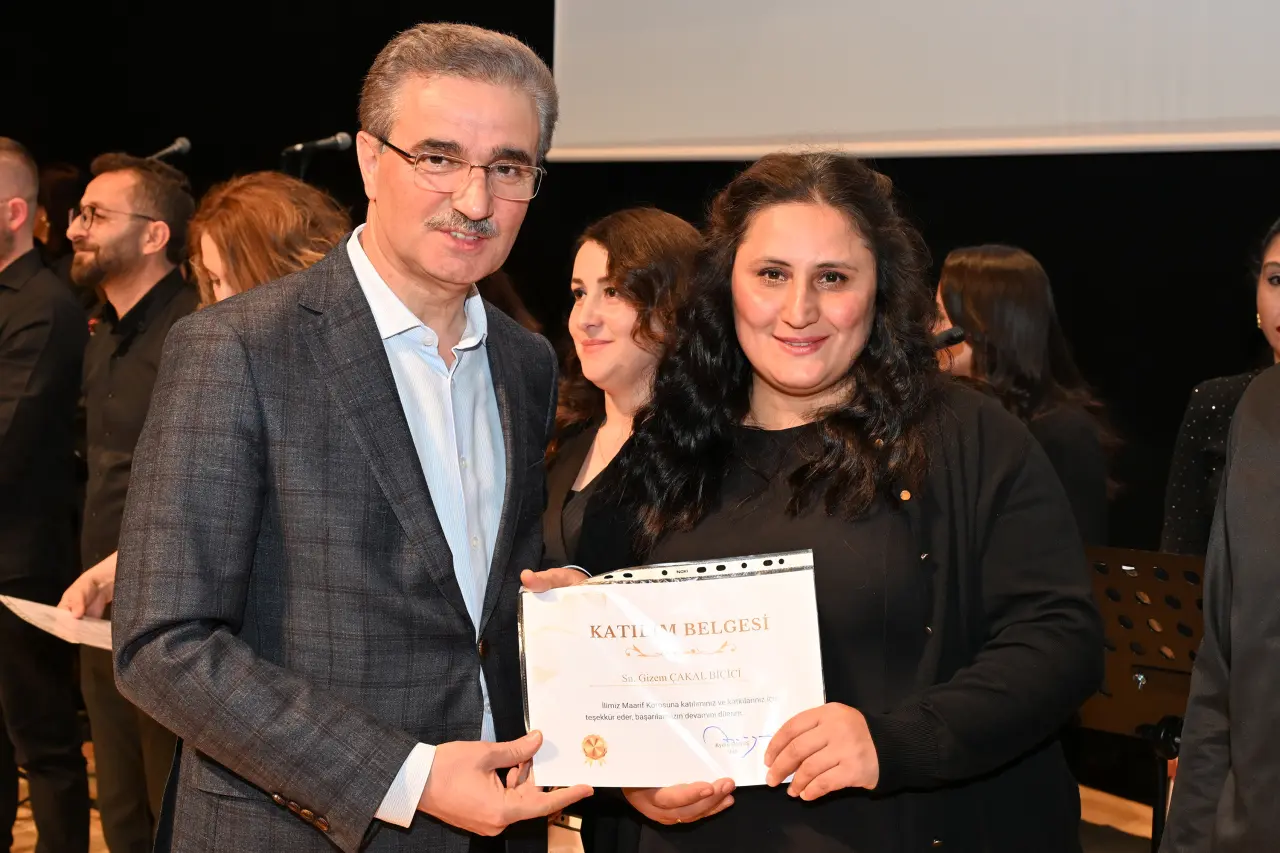 Gümüşhane’de sahne öğretmenlerin! Maarif Korosu’ndan unutulmaz sanat gecesi 39