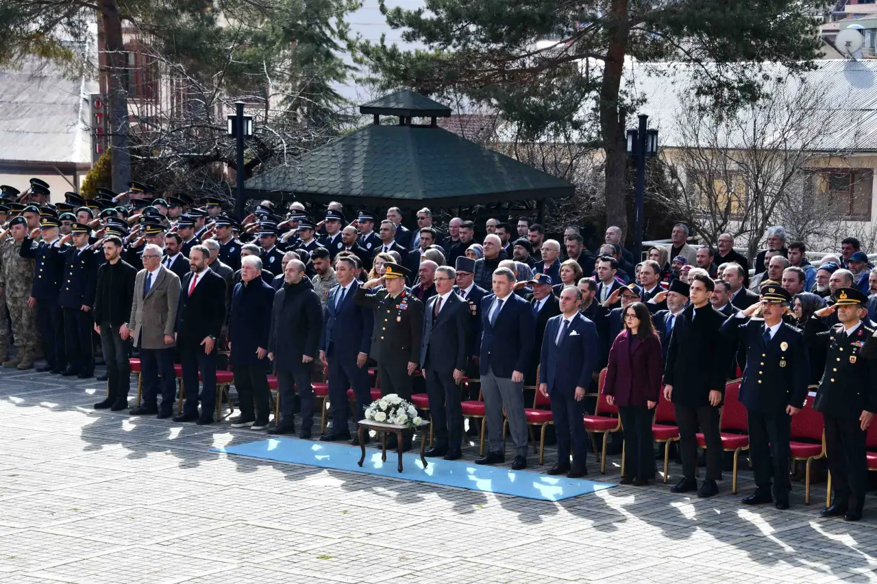 Gümüşhane'nin Kurtuluşunun 108. Yıl Dönümü Törenlerle Kutlandı 4