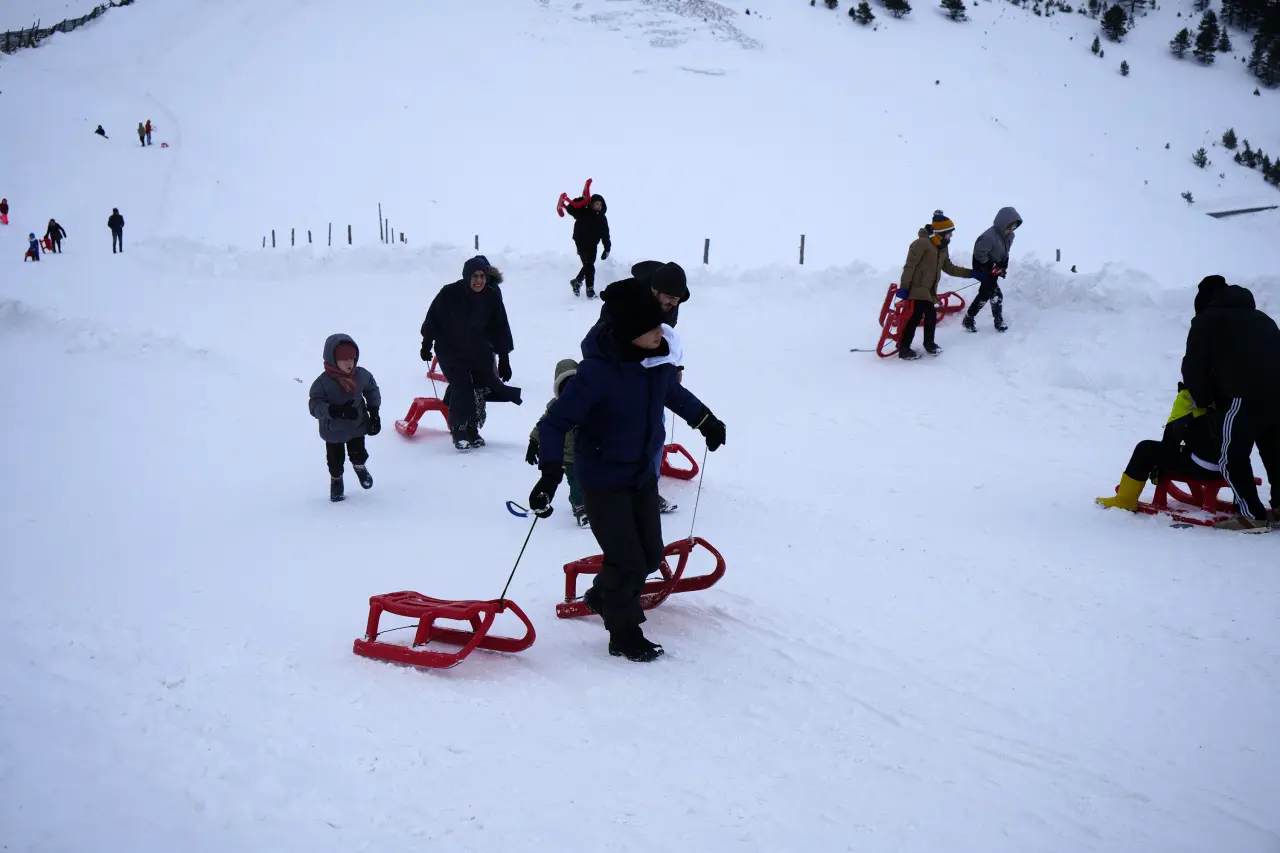 Zigana Dağı sömestr tatili boyunca 80 bin ziyaretçiyi ağırladı 4
