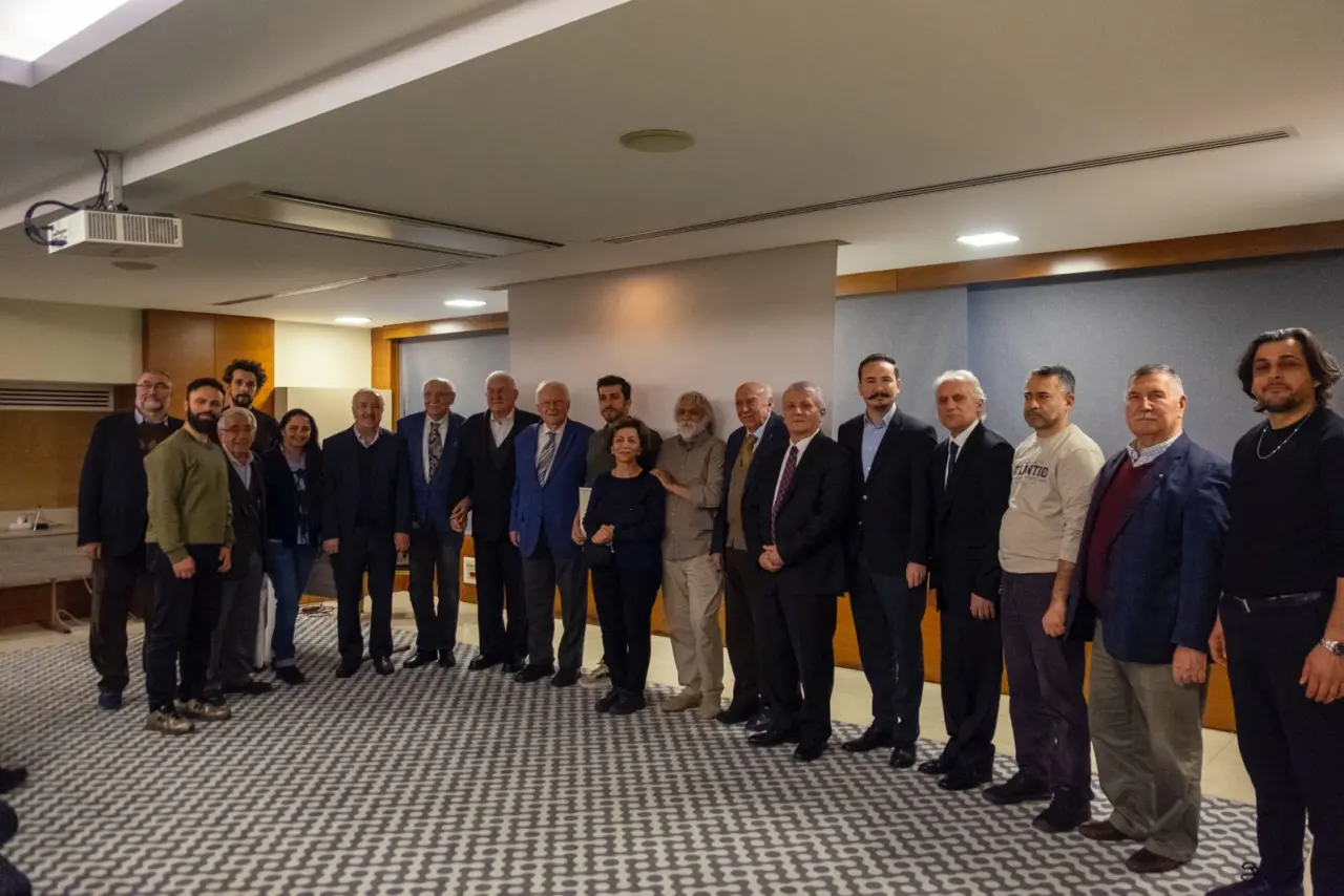 İstanbul’da Süleymaniye Rüzgarı: Mimar Burak Dolu’dan Eski Gümüşhane Konferansı 4