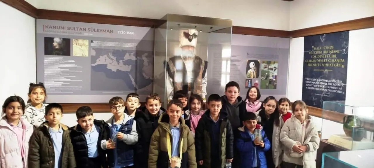 Gümüşhaneli minikler tarihin kalbinde: Müzede Hayat Bilgisi dersi 1