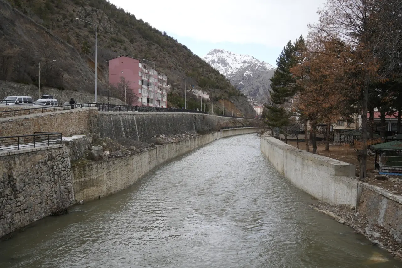 Harşit Çayı kış ayında son 15 yılın en yüksek seviyesine ulaştı 3