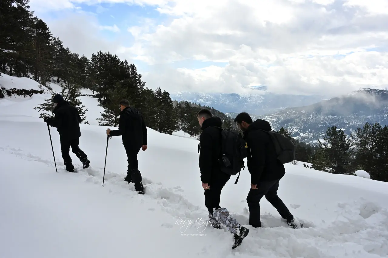 Bir günde dört mevsimi birden yaşadılar 26