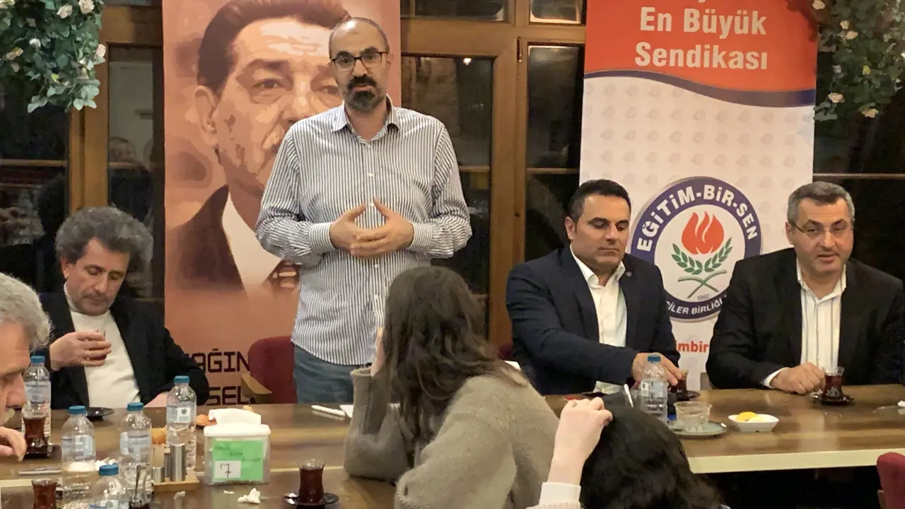 Eğitim-Bir-Sen’den Gümüşhane Üniversitesi’nin zirvedeki akademisyenlerine plaket 5