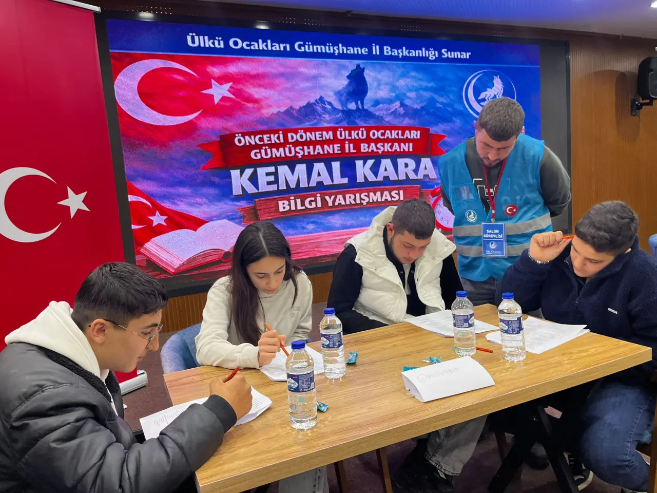 ‘Deli Kurt’ unutulmadı: Gümüşhane Ülkü Ocakları’ndan Kemal Kara anısına bilgi yarışması 11