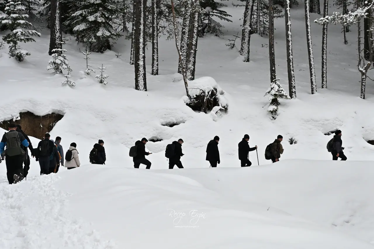 Bir günde dört mevsimi birden yaşadılar 19