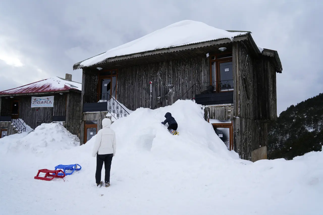 Zigana Dağı sömestr tatili boyunca 80 bin ziyaretçiyi ağırladı 1
