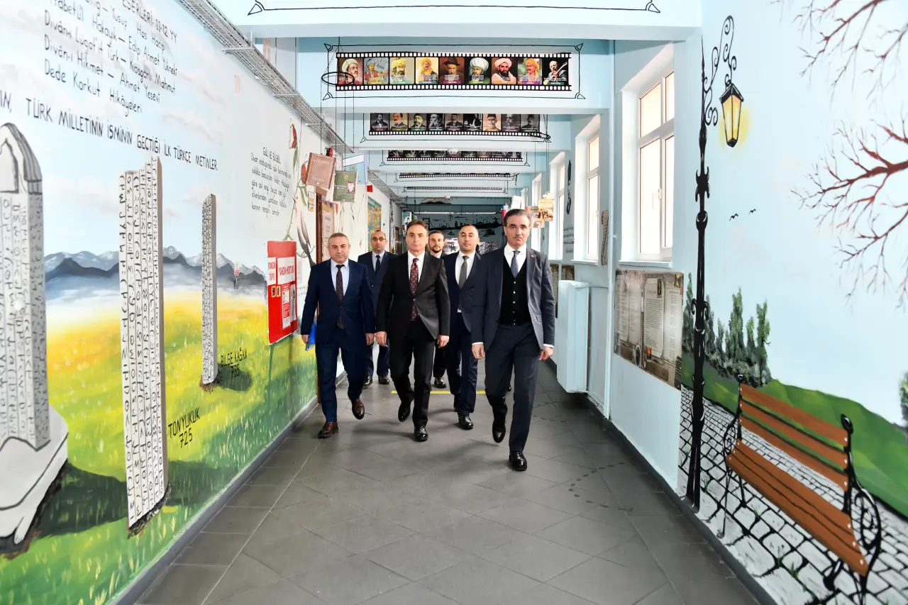 Vali Baruş’tan Hayme Ana Mesleki ve Teknik Anadolu Lisesi’ne Ziyaret 8