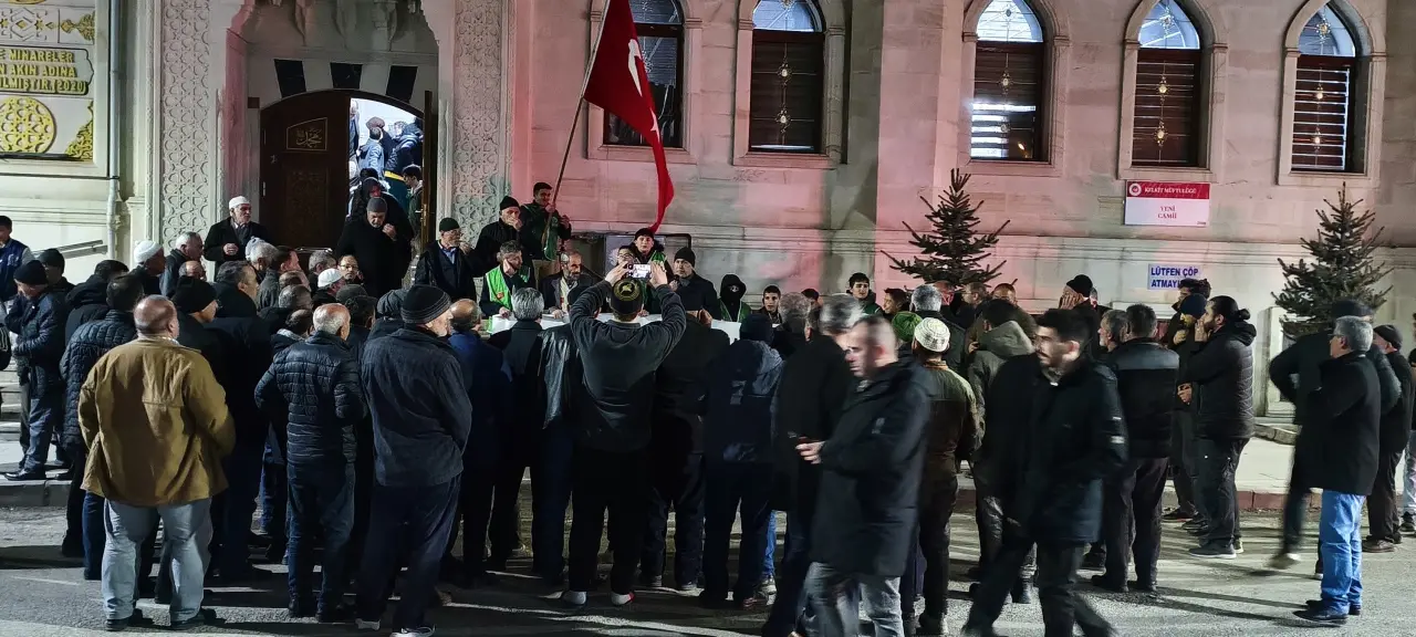 "Akdeniz Size Mezar Olacak!" Kelkit’te teravih çıkışı Siyonizme sert muhtıra 5