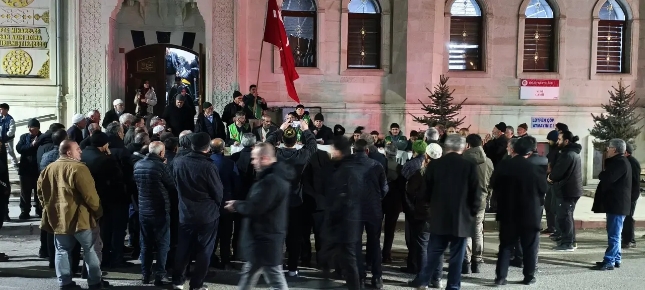 "Akdeniz Size Mezar Olacak!" Kelkit’te teravih çıkışı Siyonizme sert muhtıra 1