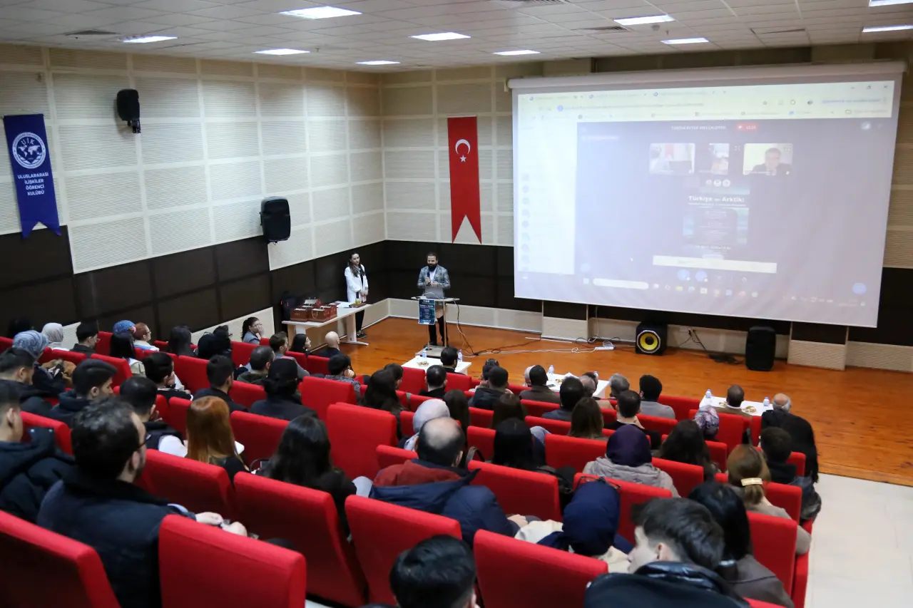 Arktik’in Geleceği Gümüşhane’de Tartışıldı 2