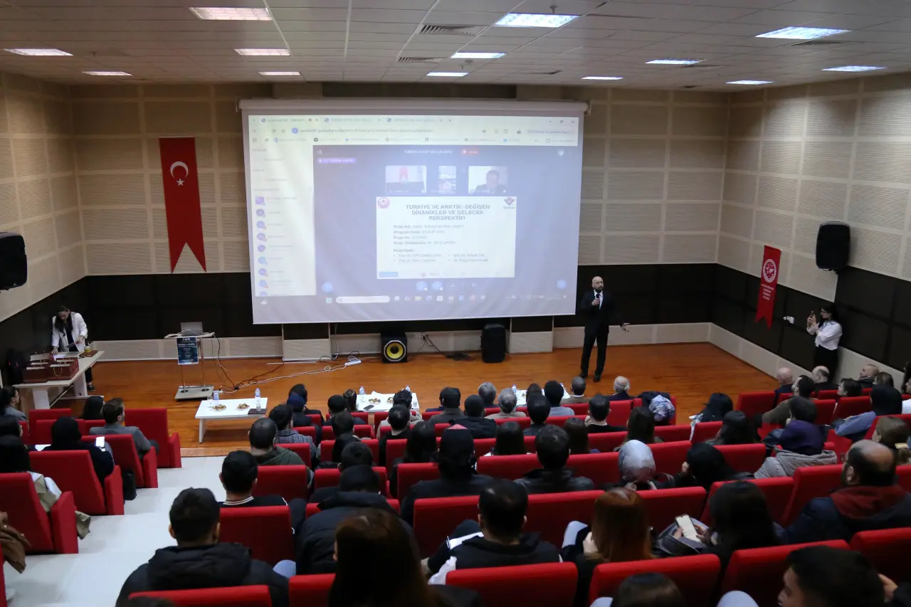 Arktik’in Geleceği Gümüşhane’de Tartışıldı 5