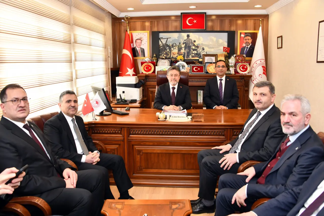 Bakan Yumaklı: "Gübre stoklarımızda herhangi bir problem yok" 15