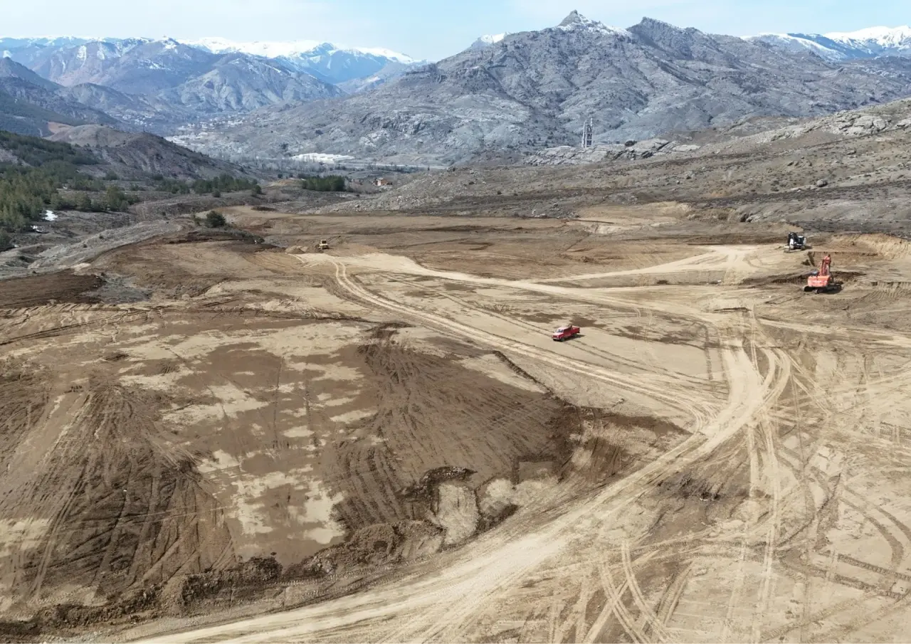 "Bıçak Kemiğe Dayandı!" Başkan Tanış Çimento Fabrikası ve Cezaevi Projesi İçin Sert Konuştu 8