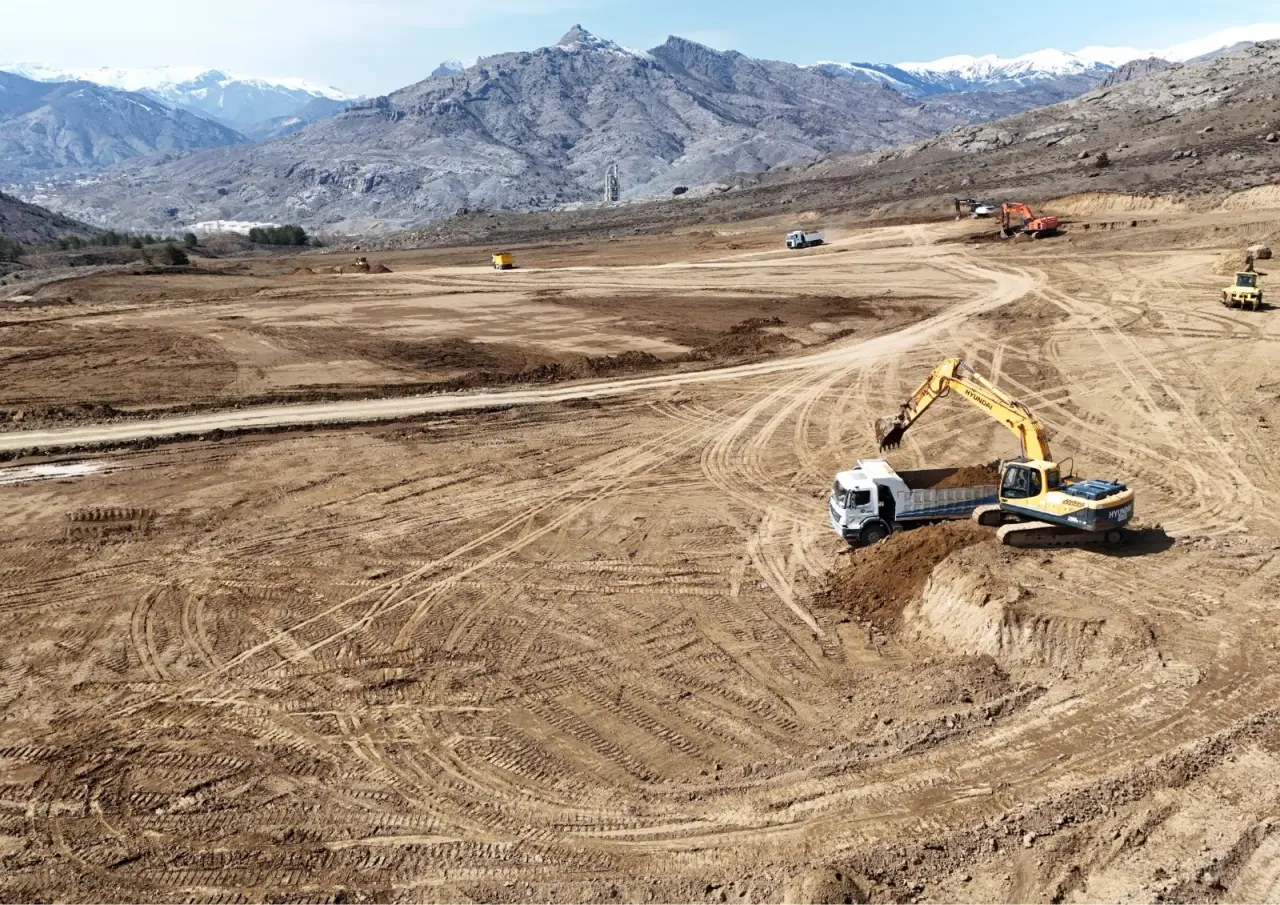 "Bıçak Kemiğe Dayandı!" Başkan Tanış Çimento Fabrikası ve Cezaevi Projesi İçin Sert Konuştu 7