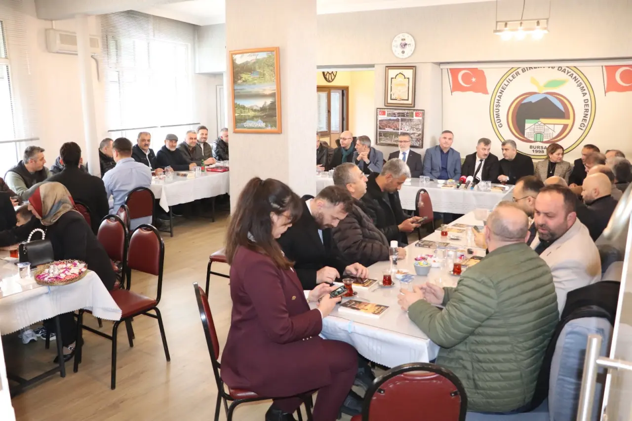 Bursalı Gümüşhaneliler bayramlaştı 3