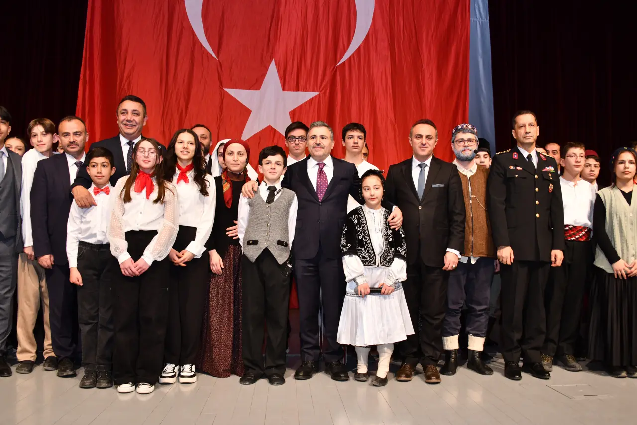 Gümüşhane'de 12 Mart Coşkusu: "Allah Bu Millete Bir Daha İstiklal Marşı Yazdırmasın" 12