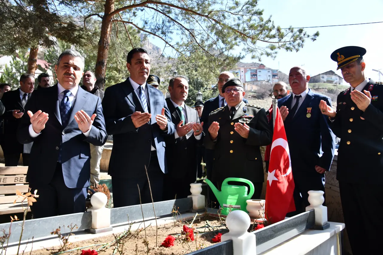 Gümüşhane’de 18 Mart Şehitleri Anma Günü ve Çanakkale Zaferi Programı Düzenlendi 32