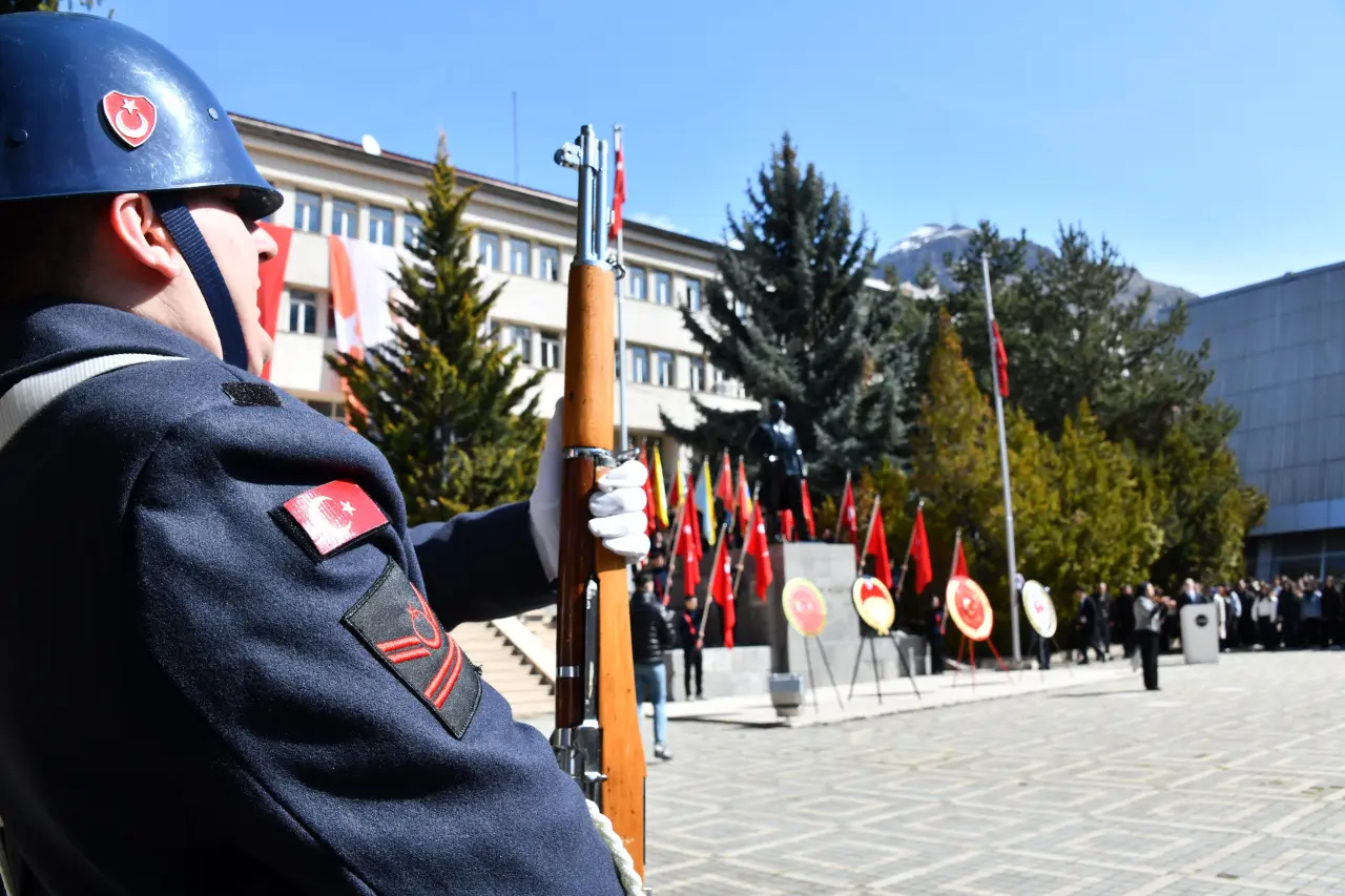 Gümüşhane’de 18 Mart Şehitleri Anma Günü ve Çanakkale Zaferi Programı Düzenlendi 23