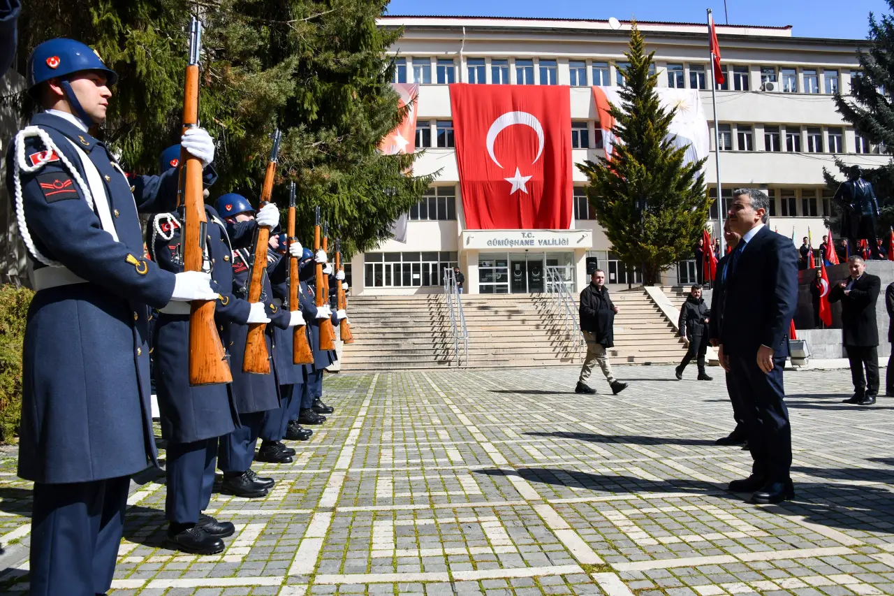 Gümüşhane’de 18 Mart Şehitleri Anma Günü ve Çanakkale Zaferi Programı Düzenlendi 9