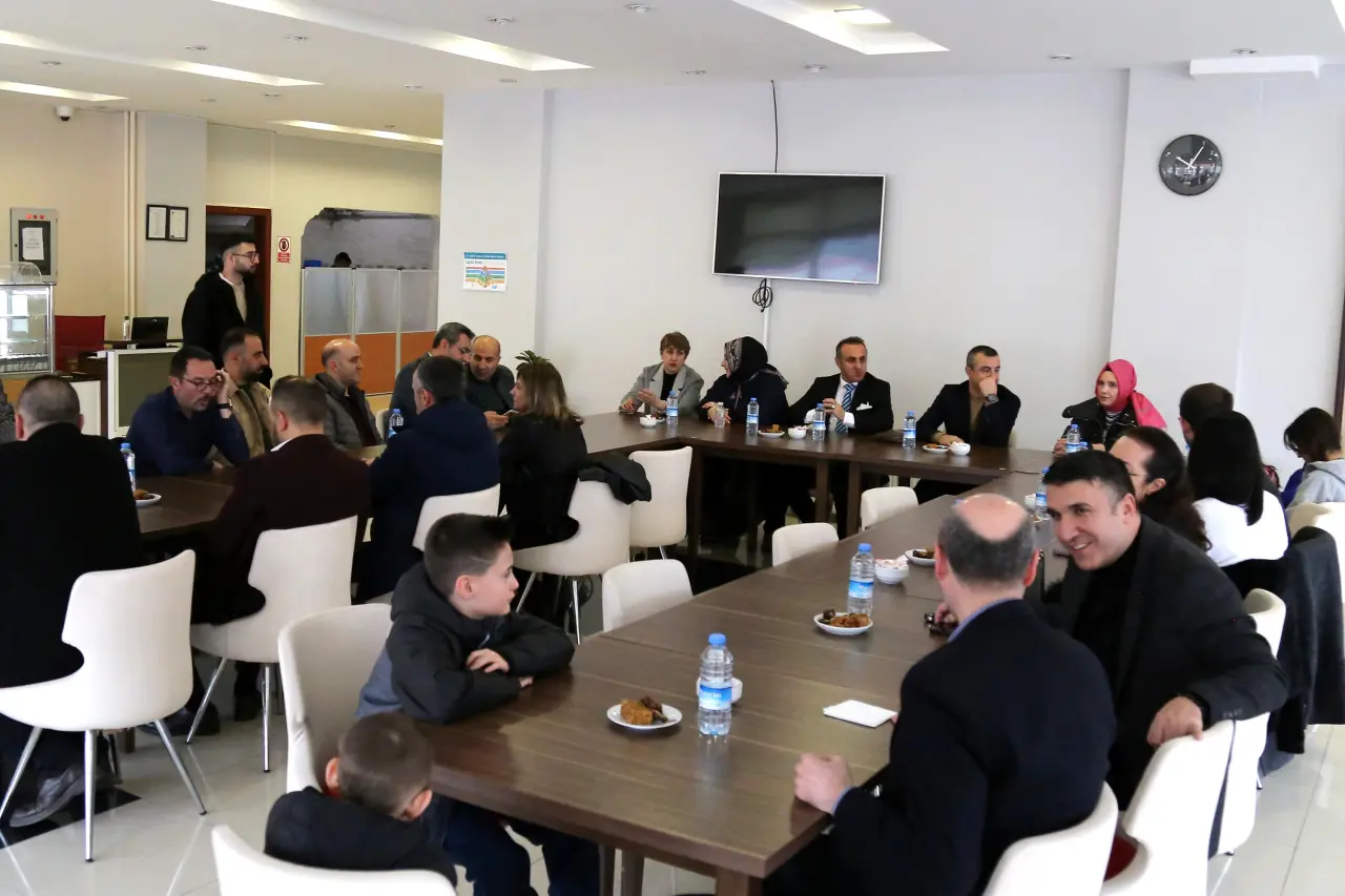 Gümüşhane Üniversitesi ailesi bayramlaşma töreninde bir araya geldi 5