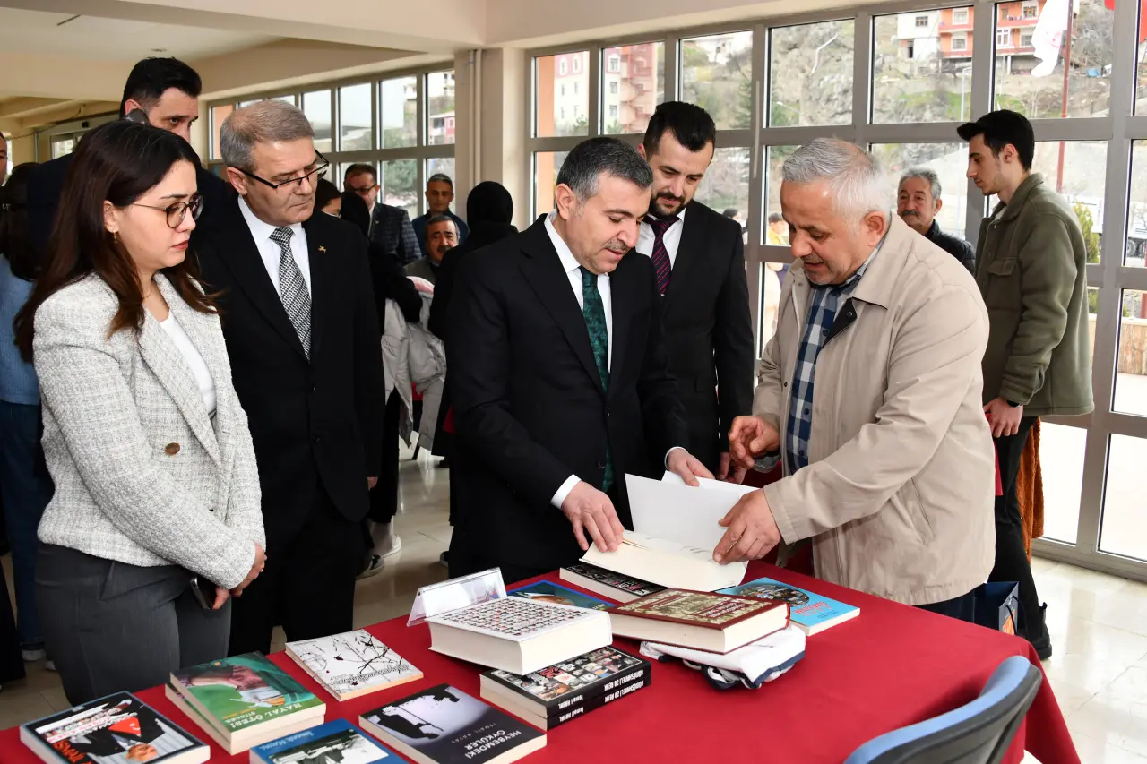 Gümüşhane’de 62. Kütüphane Haftası "İyileştiren Kütüphane" Temasıyla Kutlandı 11