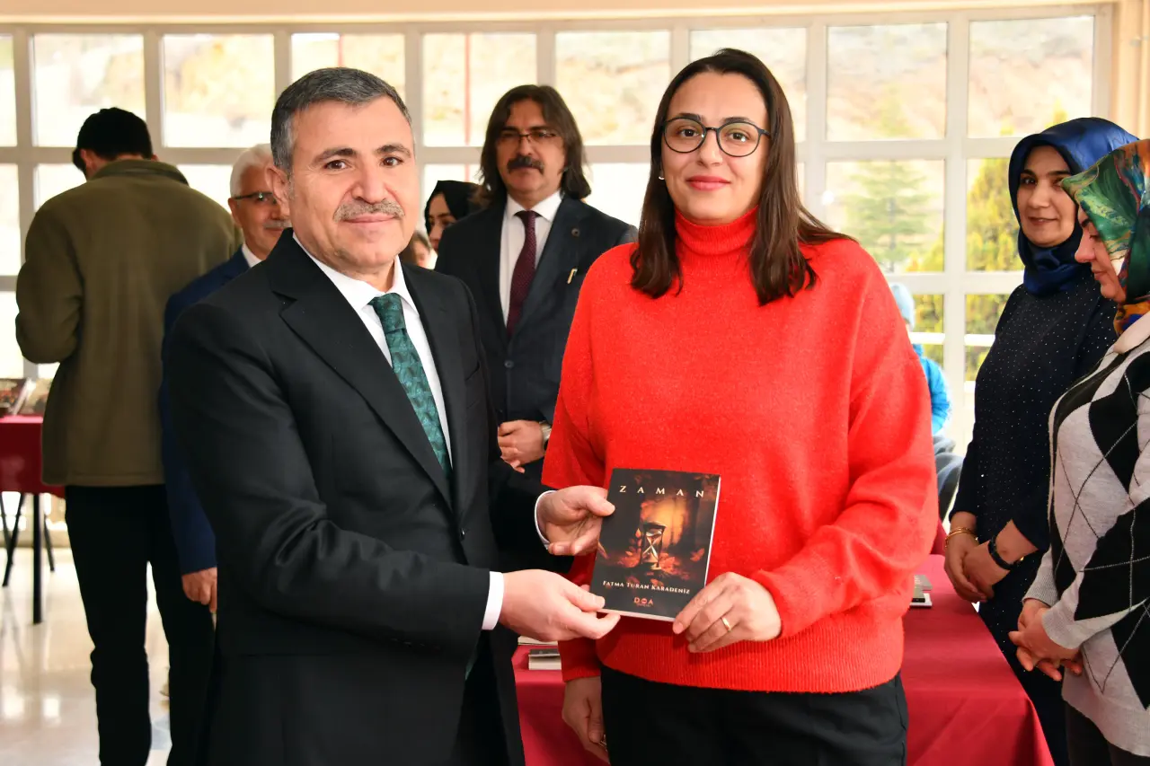 Gümüşhane’de 62. Kütüphane Haftası "İyileştiren Kütüphane" Temasıyla Kutlandı 15