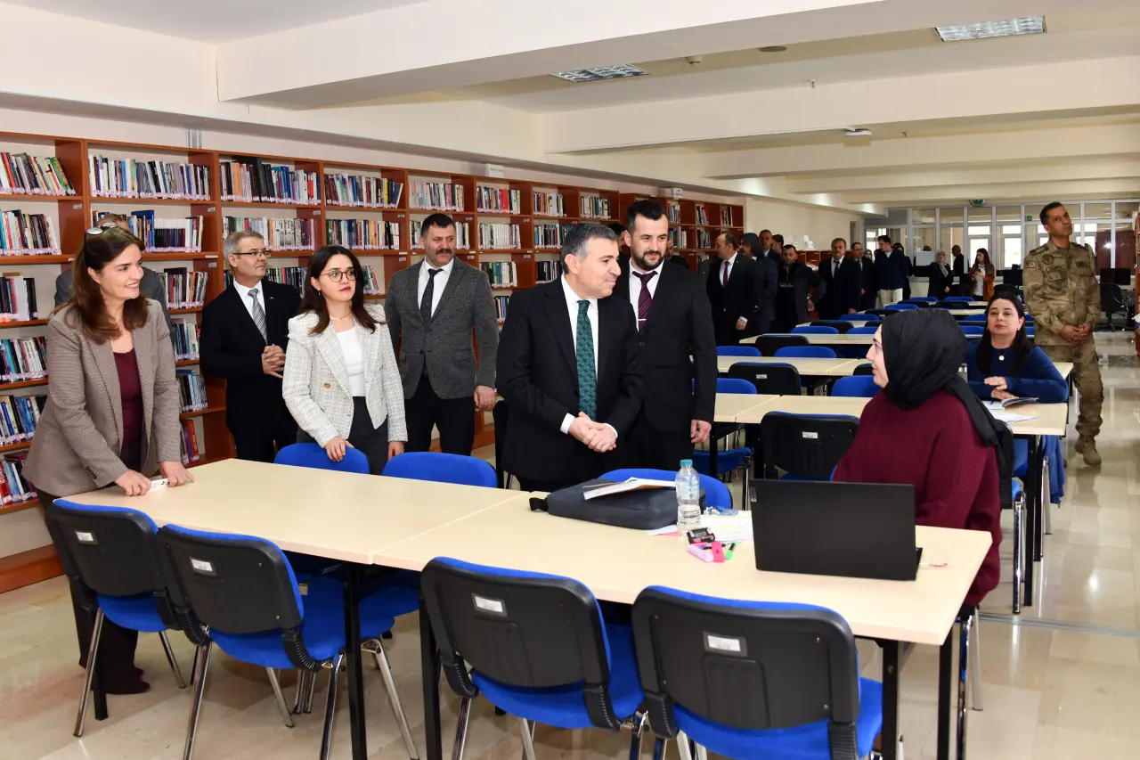 Gümüşhane’de 62. Kütüphane Haftası "İyileştiren Kütüphane" Temasıyla Kutlandı 5