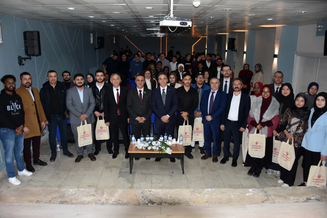 Gümüşhane’de İftar Sofrasında 5 Ülke Buluştu: Ramazan Geleneklerini Anlattılar! 5