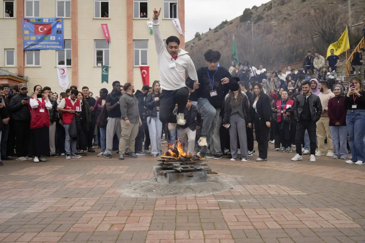 Gümüşhane’de Nevruz Coşkusu 10