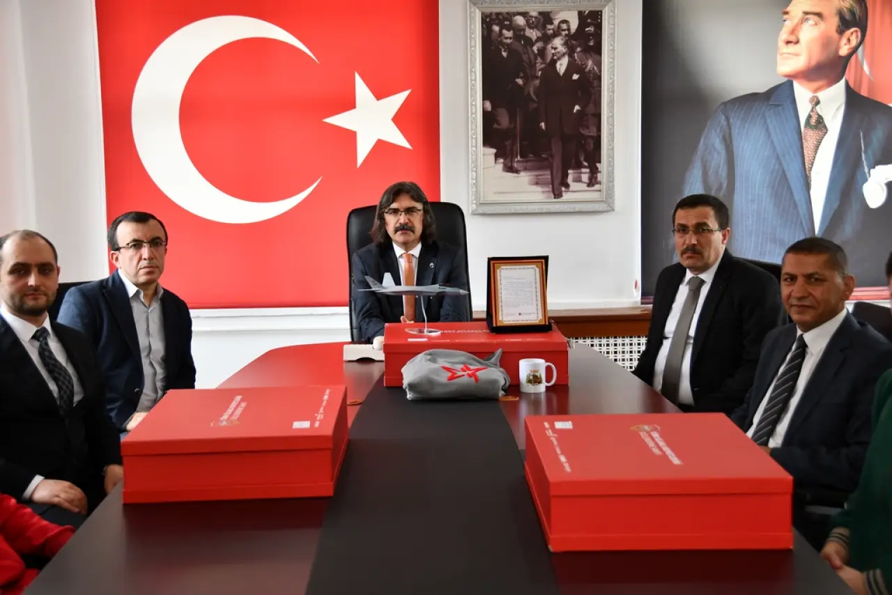 Gümüşhane’de "Savunmadan Sanata" Ödülleri Verildi 14