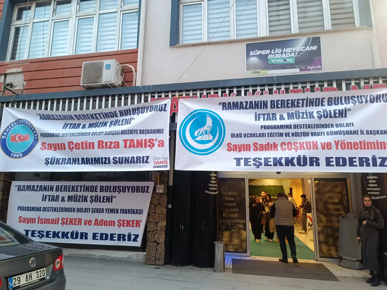 Gümüşhane'de Şehir ve Üniversite Gençliği İftar Sofrasında Kenetlendi 3