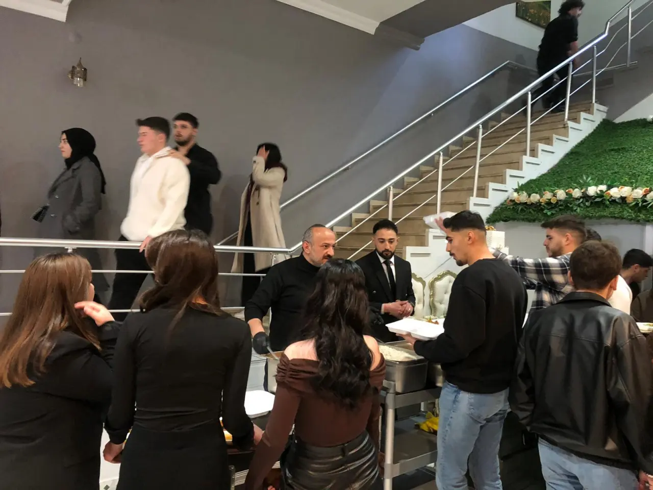 Gümüşhane'de Şehir ve Üniversite Gençliği İftar Sofrasında Kenetlendi 13