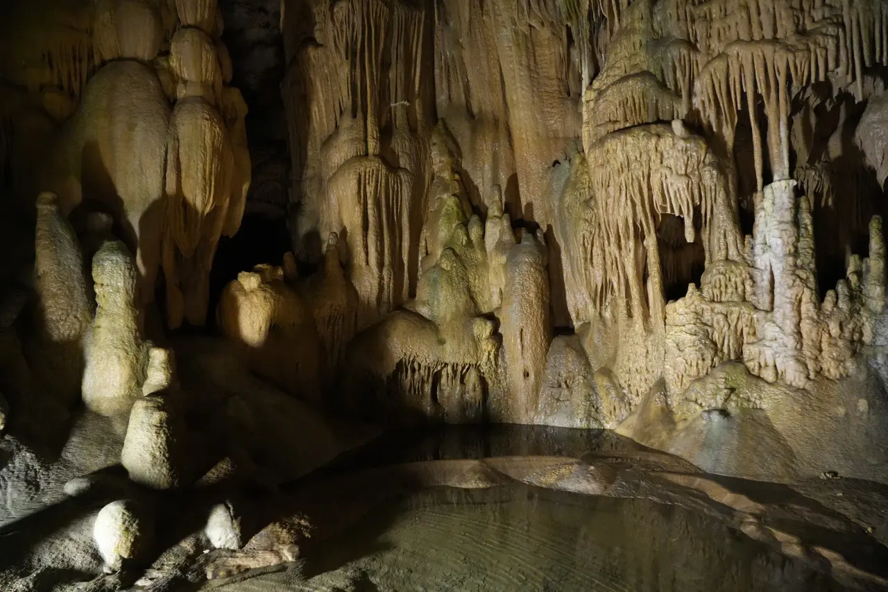 Gümüşhane’nin turizm lokomotifi Karaca Mağarası’nda yeni sezon başladı 1
