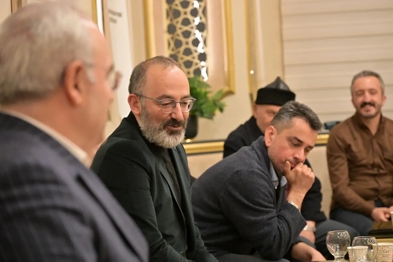 "Hazine Değil, Tarih Fışkırıyor!" Gümüşhane’nin 'Kayıp Santa'sı ve bilinmeyen rotaları masaya yatırıldı 6