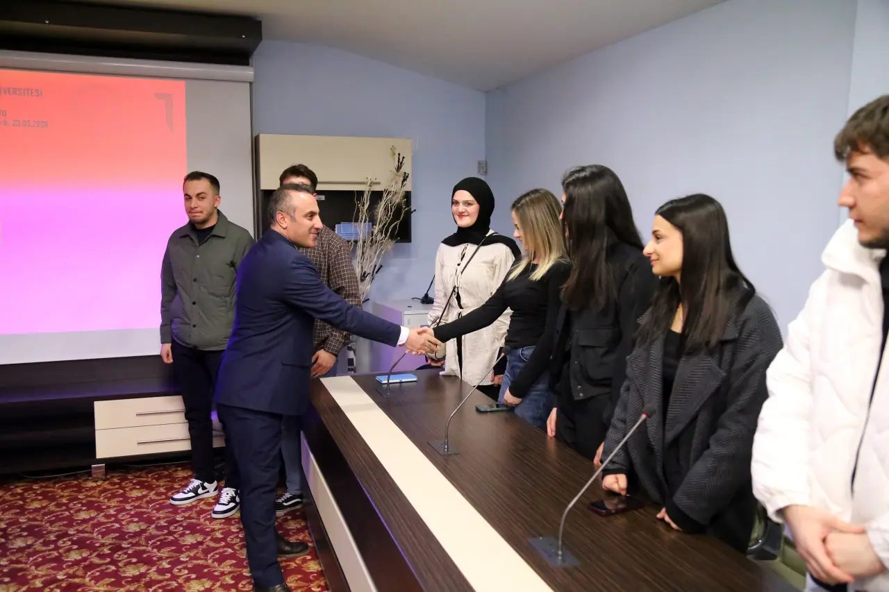 Gümüşhane Üniversitesi Senatosu’nda kapılar öğrencilere açıldı 1