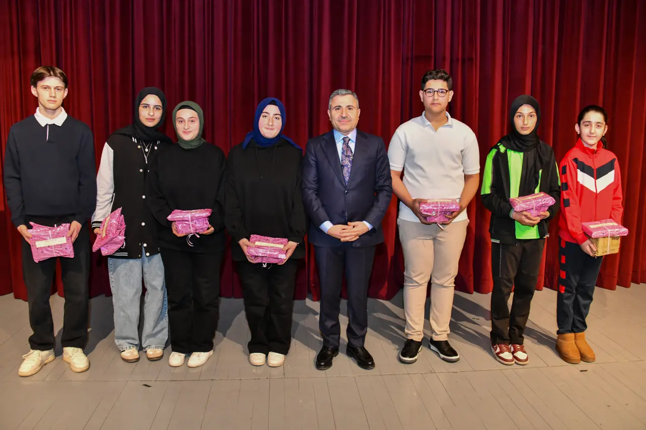 Gümüşhane’de 18 Mart Şehitleri Anma Günü ve Çanakkale Zaferi’nin 111. Yıl Dönümü Törenle Kutlandı 4