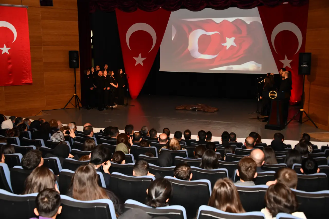 Gümüşhane’de 18 Mart Şehitleri Anma Günü ve Çanakkale Zaferi’nin 111. Yıl Dönümü Törenle Kutlandı 18