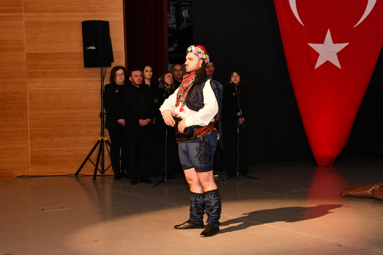 Gümüşhane’de 18 Mart Şehitleri Anma Günü ve Çanakkale Zaferi’nin 111. Yıl Dönümü Törenle Kutlandı 19