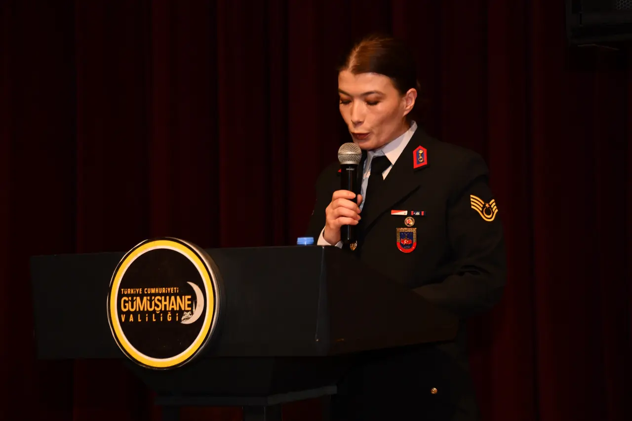 Gümüşhane’de 18 Mart Şehitleri Anma Günü ve Çanakkale Zaferi’nin 111. Yıl Dönümü Törenle Kutlandı 17