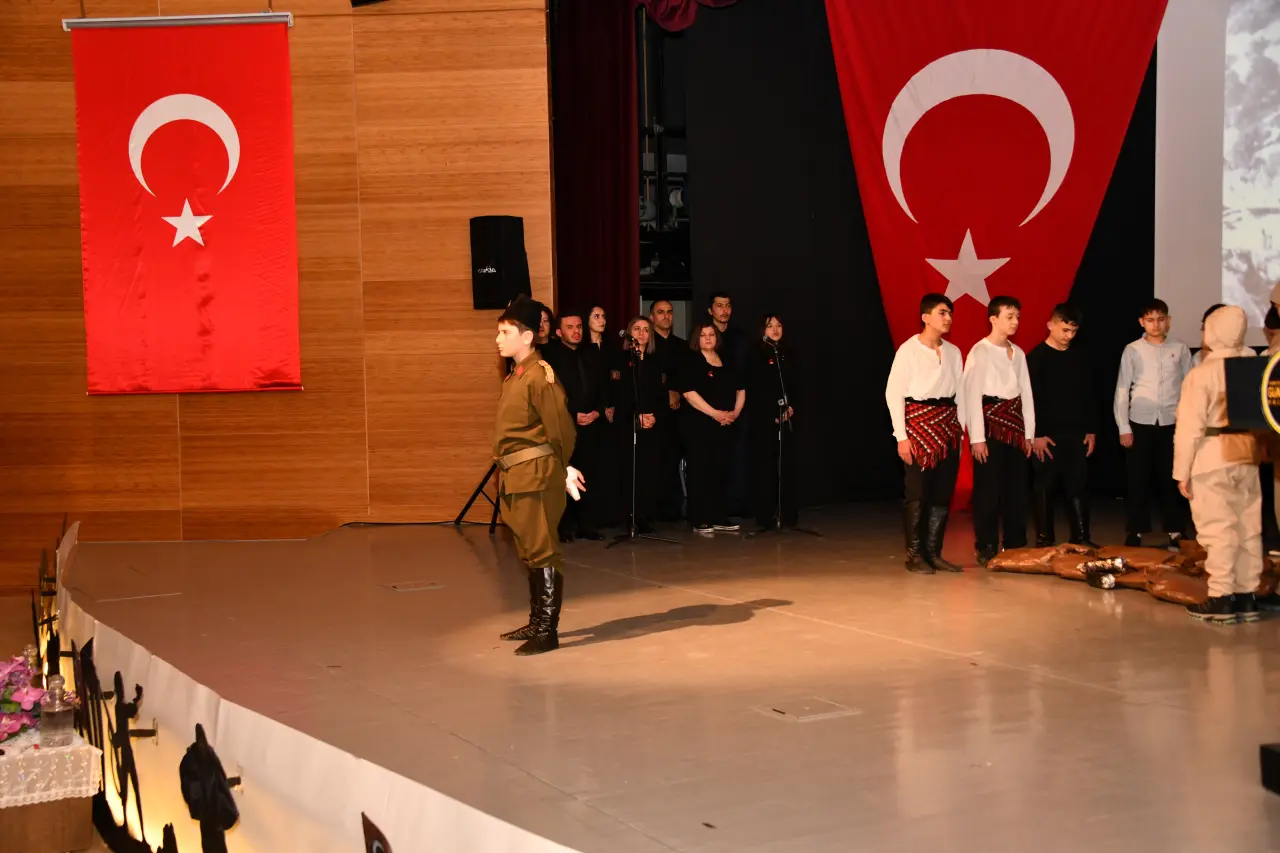 Gümüşhane’de 18 Mart Şehitleri Anma Günü ve Çanakkale Zaferi’nin 111. Yıl Dönümü Törenle Kutlandı 21