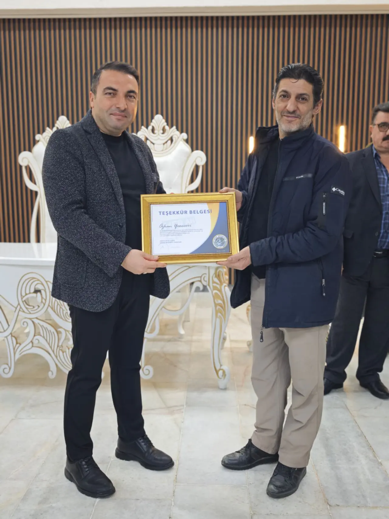 Şiran Belediyesi’nde Vefa Gecesi: 20 Yıllık Personele Teşekkür Belgesi 4