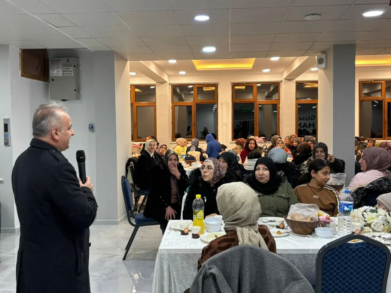 Tekke Belediyesi’nin 8 Mart Dünya Kadınlar Günü iftar programı yoğun ilgi gördü 9