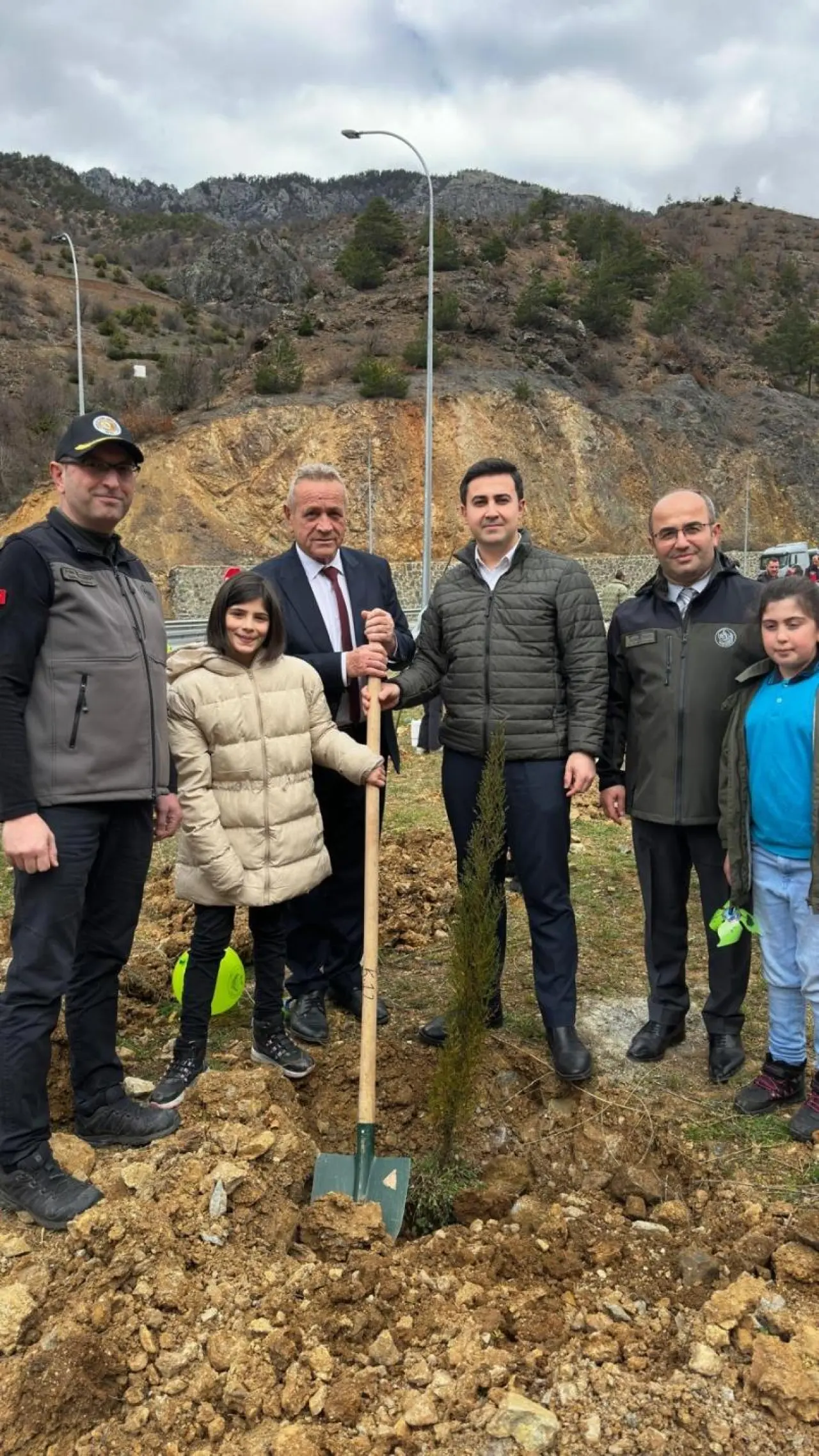 Torul’da Eğitime Yeşil Dokunuş: ÇEDES Hatıra Ormanı Kuruldu 2