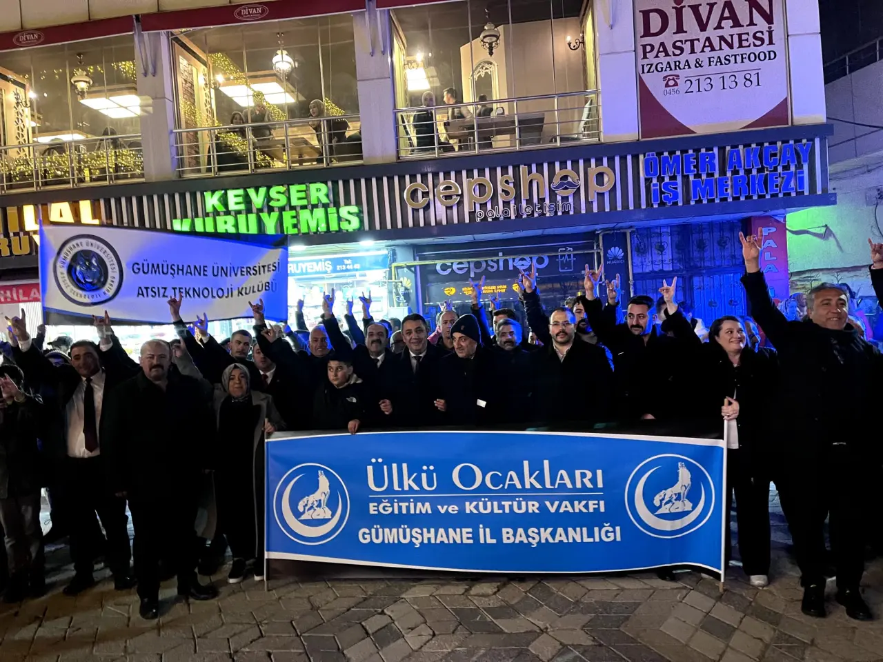 Ülkü Ocakları Gümüşhane İl Başkanlığı’ndan Görkemli Mehter Yürüyüşü 14