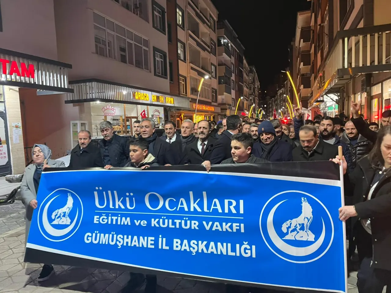 Ülkü Ocakları Gümüşhane İl Başkanlığı’ndan Görkemli Mehter Yürüyüşü 10
