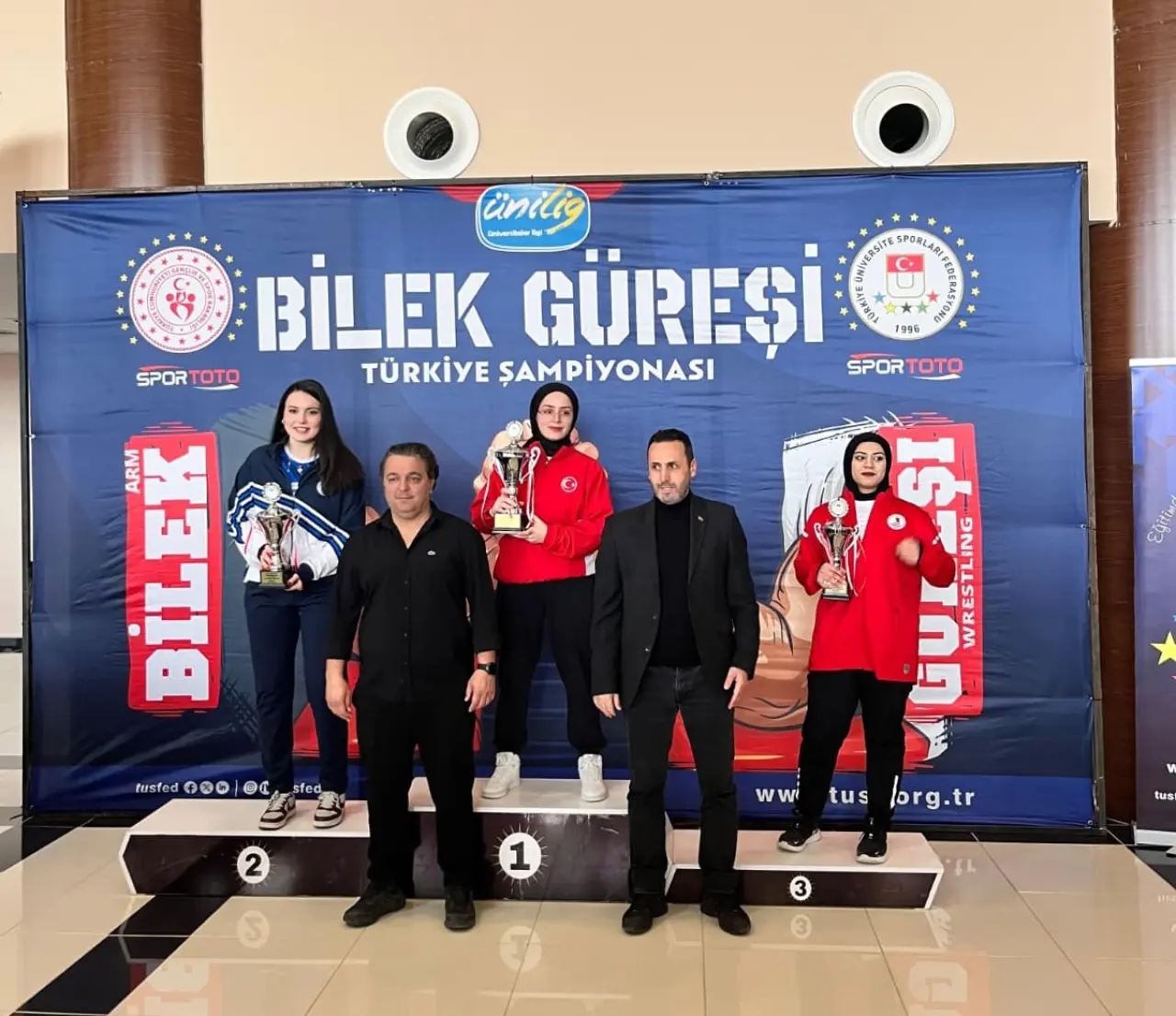 Üniversiteler Arası Bilek Güreşi Türkiye Şampiyonu: Gümüşhane Üniversitesi! 4