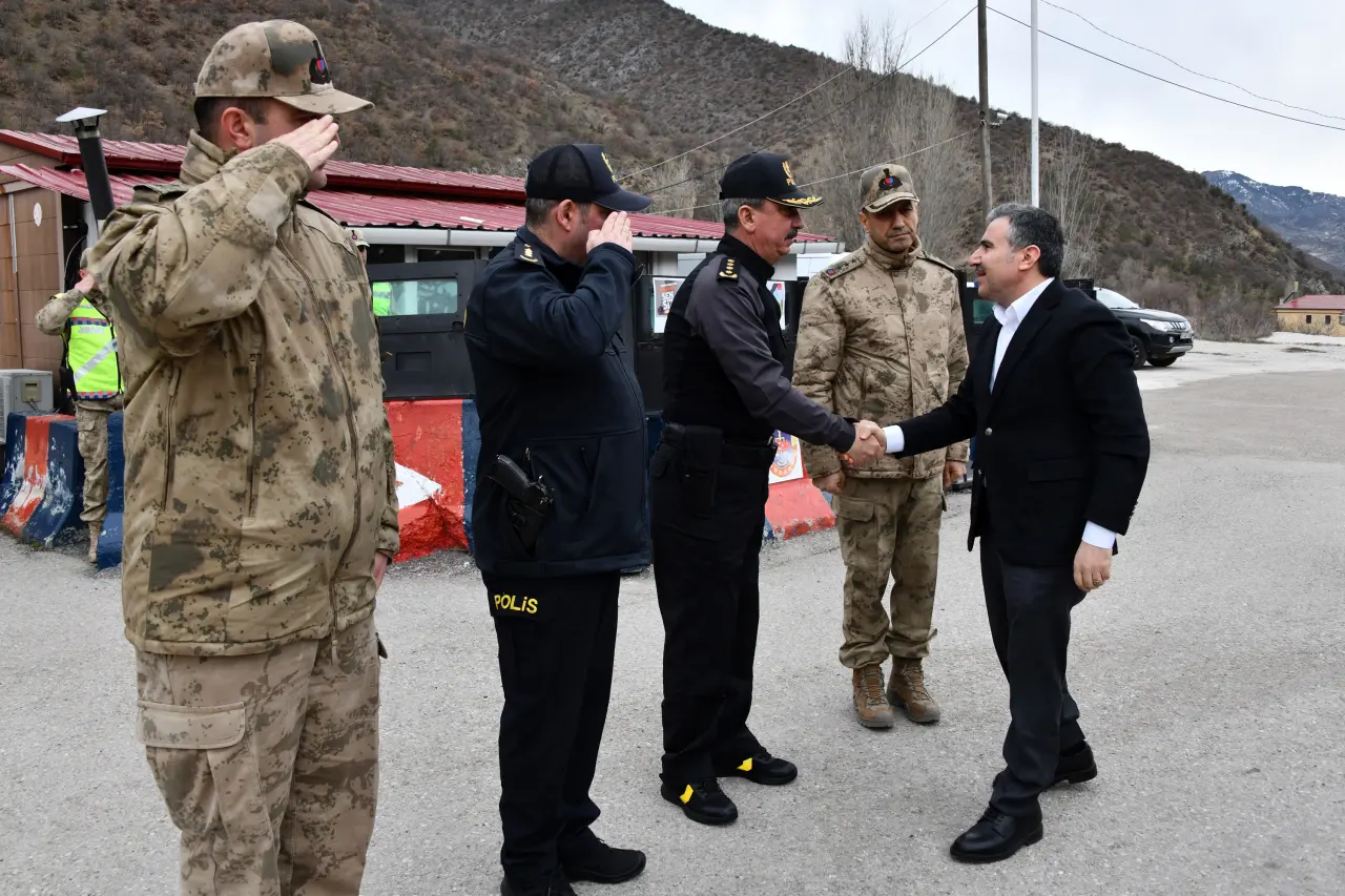 Vali Cevdet Atay: "Bayram Sevinci Acıya Dönüşmesin" 5