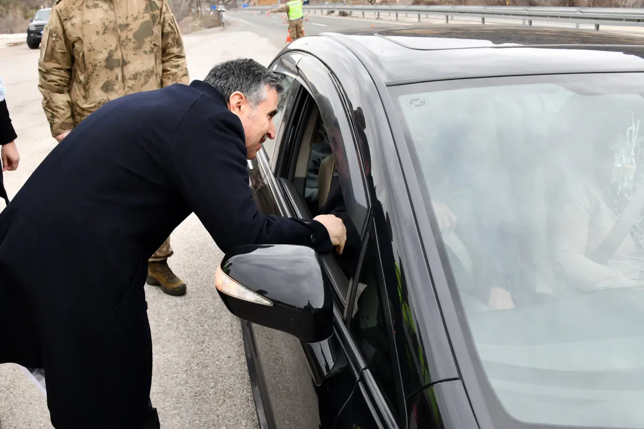 Vali Cevdet Atay: "Bayram Sevinci Acıya Dönüşmesin" 6